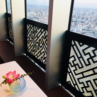 中国飯店 麗穂 - 入店時の外の景色。まだ明るい。
