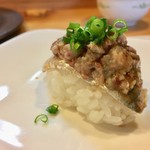 すし兆 - 鯵（なめろうのせ）