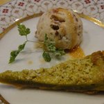 タベルナ ラ・メッセ - ピスタチオのタルトと卵白のアイス