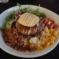 ジンジャーズビーチ - ロコモコジンジャーズスタイル