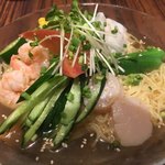 香膳 - 海鮮のせ冷麺(¥1200)