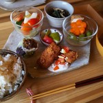 高尾食堂 あめとつち