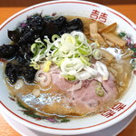 らーめん紫雲亭 - 醤油ラーメン_800円,キクラゲ増し_100円