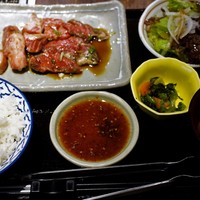 山形山　月島店 - 