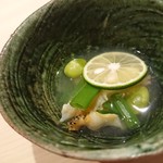 すし宮川  - つぶ貝の出汁煮・銀杏とスダチ