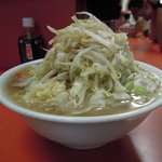 ラーメン二郎 - ●ラーメン(ヤサイ,ニンニク,カラメ)