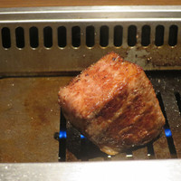 焼肉一頭両騨 町田本店 - しずおか和牛　頂上　サーロイン塊焼き
