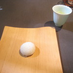 茶禅華 - ココナッツもち