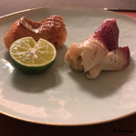 御料理 寺沢 - 鮭児と北寄貝の炙り