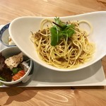 Healthy Dining & BAR Sea Zoo - 用宗しらすのペペロンチーノ