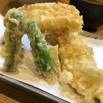 はちまき - 穴子としし唐が、オブジェに。