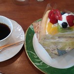 リバージュ - コーヒーとリバージュケーキ