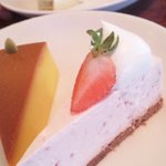 Cafe Coco Tanta - デザートビュッフェ：いちごのレアチーズケーキ・かぼちゃのプリン