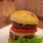 ビアバー うしとら - 炭焼Wチーズバーガー（イベント限定）