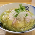 飯田商店 - 塩らぁ麺(900円)
