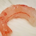 にい留 - (20)甘海老(産地聞き忘れ)[お造り]
      塩水に14分漬け込み、ねっとり甘い
      瀬戸内には居ないのでウンチク出ず。(笑)
      お隣の金沢の方曰く良いモノらしい。