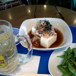 ハイボール（330円）＋冷やっこ（350円）＋枝豆（サービス！）