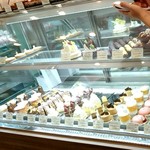 アシッドラシーヌ - ショーケース