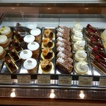 アシッドラシーヌ - ショーケース