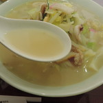 長崎飯園 - ちゃんぽんのスープ