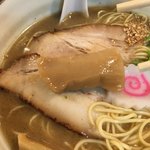 麺房 昭和呈 - 焼豚もメンマもうまい