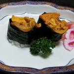 松葉寿司 - 今年の赤ウニ(￣▽￣;)　昨年の1/3の量に(ーー;)