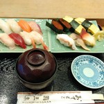 鮨三楽 - 大入り寿司(握り15かん)1000円