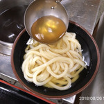 手打うどん 三徳 - 男は黙ってかけ大390円