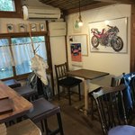 ブラックバード - 店内