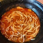 豚骨ラーメン ぜろや - 激辛とんこつ 10辛 替玉細麺投入