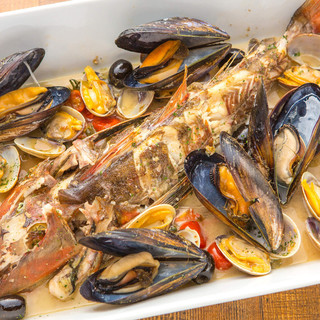 Acquapazza Fresh! Hearty! Enjoy seafood dishes!