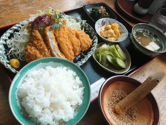 味の駅 沙瓏 - 野木沢（とんかつ）の写真