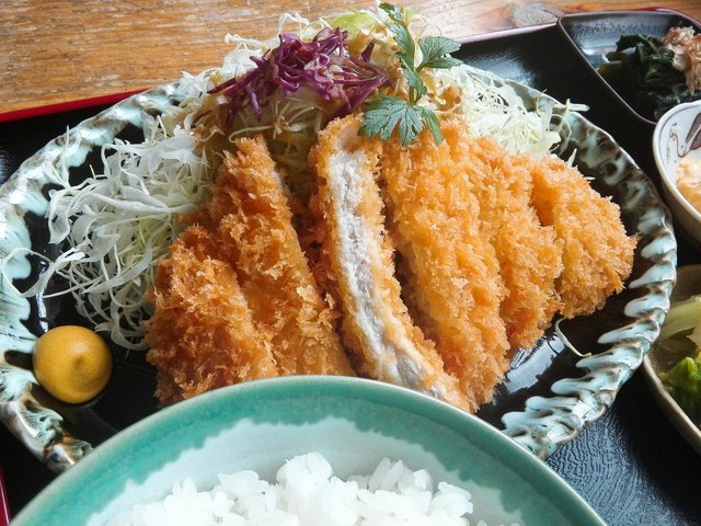 味の駅 沙瓏 - 野木沢（とんかつ）の写真