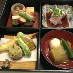 日本料理 ほとり - 松花堂弁当   ¥1944税込