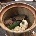 Le bistro Melanger - 岩手産神経〆の穴子と岩手産ホロホロ鳥の土瓶蒸し仕立て　夏トリュフ添え