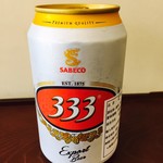 Bánh mì Bà Ba - ３３３ビール（Bia 333)。ベトナムではポップラーで辛口のビールです。