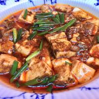 ワキヤ 一笑美茶樓 - 麻婆豆腐  牛フィレ肉と極吟豆腐の四川風麻婆豆腐 ハーフサイズ 1,500円