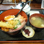 浜焼太郎 - 海鮮天ぷら丼