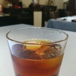 レトロワ  アン - 紹興酒 陳10年ロック。