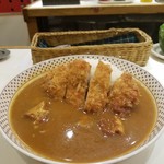 モンスナック - カツカレー　本日サービスカレー　900円↔800円