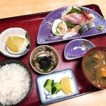 一二三 - 刺身定食(1,240円)