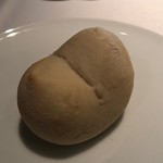 ル　ピニョン - ミルクと蜂蜜を加えたパン