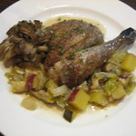 ビストロ バキュース - パンタード取り分け、腿肉