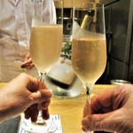 おおたに - Cremant de Bourgogne BRUT（クレマンドゥ ブルゴー二ュ ブリュット）5,000円（税別）。　　　　　2018.08.24