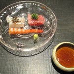 おおたに - 造り：こち、まぐろのお造りと車海老の湯引き。　　　　　2018.08.24