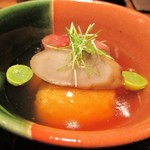 おおたに - 煮物：ローストビーフと夏野菜の炊き合わせ。　　　　　2018.08.24