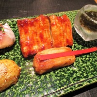 おおたに - 八寸：鰻の蒲焼き　岩もずくの三杯酢　出し巻き玉子　あわ麩の照り焼き　小芋の味噌焼き　鯵の手まり寿司。　　　　　2018.08.24
