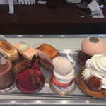 スイーツガーデン ユウジアジキ - 購入したケーキたち