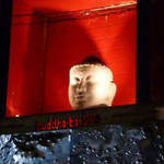 buddhabar Sapporo - 店頭の仏陀オブジェ