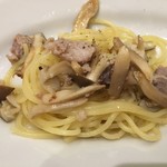 ザ・クリーム・ティーズ・スプーン・ファーム・ハウス - キノコのオイルパスタ
      ('2018.6月)